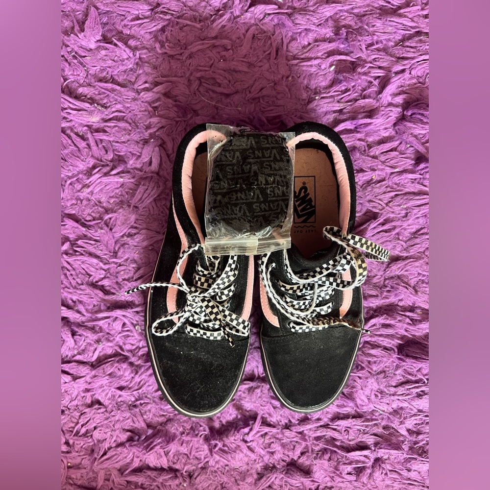 🖤🩷Lazy Oaf X Vans 🩷🖤